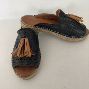 Bueno Navar Espadrille Slip on Shoe Women Size 36 / US 5.5 Tassel Leather